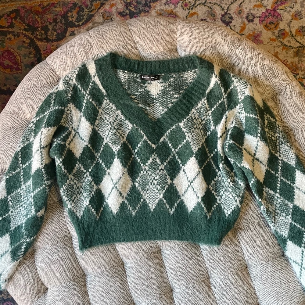 Shein Cropped Green Sweater